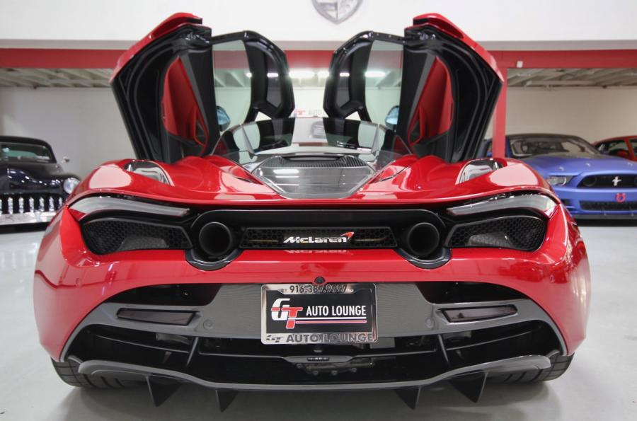  McLaren 720S Performance 2018 года  (фото 28 из 60)